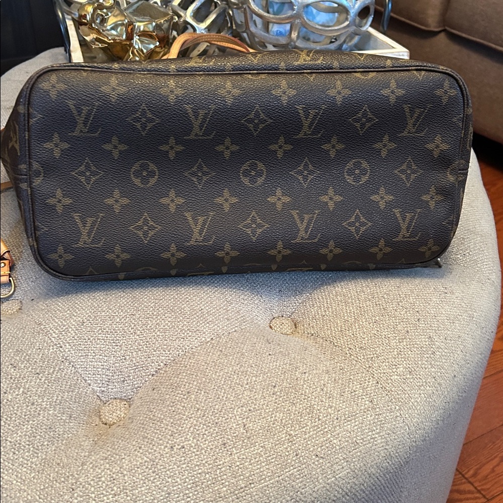 Louis Vuitton Neverfull Beige Monogram MM shoulder bag - Picture 11 of 16